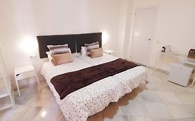 Fan Rooms Duquesa